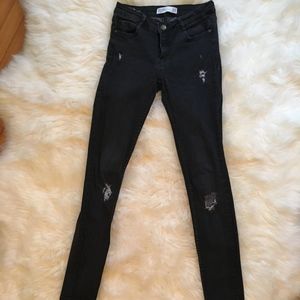 Skinny Black Denim Distressed Jeans Zara